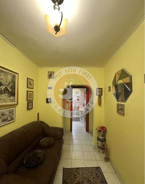Plaza Mall | Apartament 3 camere | semidecomandat | 64mp | B11041